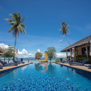 Absolute Beachfront Resort
